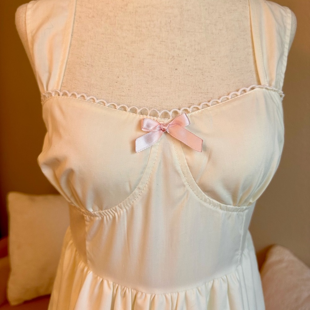 Revolve Corset Dress Tiered Ruffle Ivory Sleeveless Women’s S Milkmaid Romantic - Picture 2 of 12